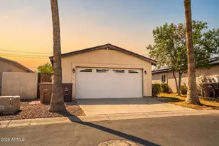 11140 N 82nd Ln, Peoria, AZ 85345 - Photo 2