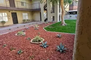 461 W Holmes Ave, Mesa, AZ 85210 - Photo 10