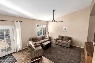1303 W Kesler Ln, Chandler, AZ 85224 - Photo 10