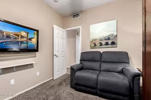 1303 W Kesler Ln, Chandler, AZ 85224 - Photo 16