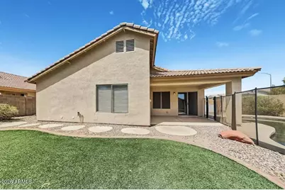 13127 W Port Royale Lane, Surprise, AZ 85379 - Photo 8