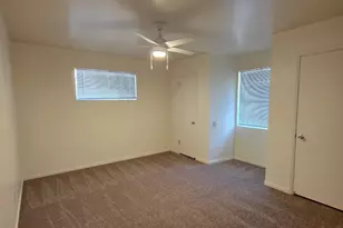 3207 E Medlock Dr, Phoenix, AZ 85018 - Photo 8