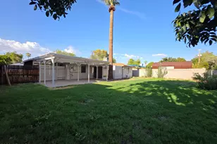 3207 E Medlock Dr, Phoenix, AZ 85018 - Photo 10
