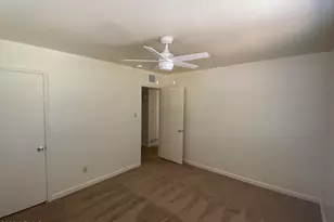 3207 E Medlock Dr, Phoenix, AZ 85018 - Photo 16