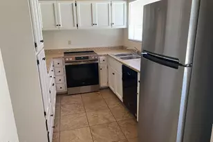 3207 E Medlock Dr, Phoenix, AZ 85018 - Photo 6