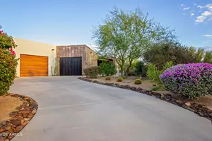 8787 E Whispering Wind Dr, Scottsdale, AZ 85255 - Photo 2
