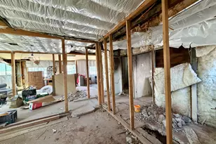 945 W Corona Ave, Phoenix, AZ 85041 - Photo 50