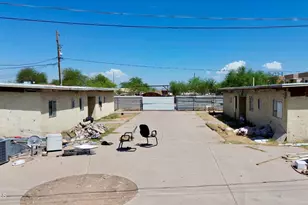 945 W Corona Ave, Phoenix, AZ 85041 - Photo 34