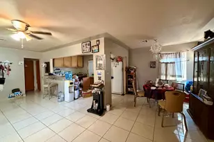 945 W Corona Ave, Phoenix, AZ 85041 - Photo 54