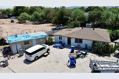 945 W Corona Avenue, Phoenix, AZ 85041 - Photo 16