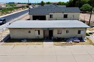 945 W Corona Ave, Phoenix, AZ 85041 - Photo 14