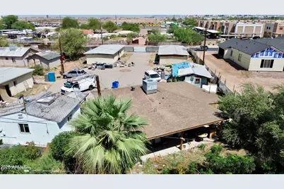 945 W Corona Avenue, Phoenix, AZ 85041 - Photo 22