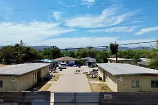 945 W Corona Ave, Phoenix, AZ 85041 - Photo 12