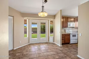 3411 W Irma Ln, Phoenix, AZ 85027 - Photo 8