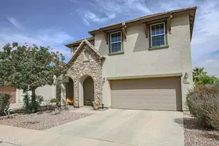 820 E Constance Wy, Phoenix, AZ 85042 - Photo 2
