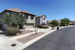 820 E Constance Wy, Phoenix, AZ 85042 - Photo 6