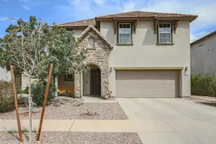 820 E Constance Wy, Phoenix, AZ 85042 - Photo 1