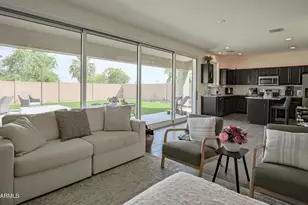 820 E Constance Wy, Phoenix, AZ 85042 - Photo 24