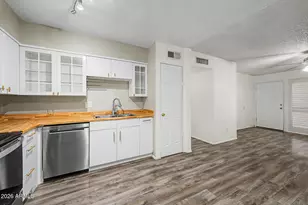 830 S Dobson Rd, Mesa, AZ 85202 - Photo 10