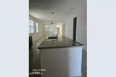 2421 S 103rd Drive S, Tolleson, AZ 85353 - Photo 6