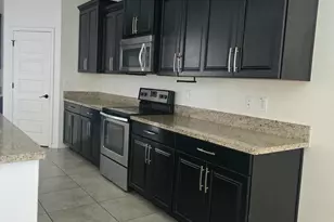 2421 S 103rd Dr S, Tolleson, AZ 85353 - Photo 2