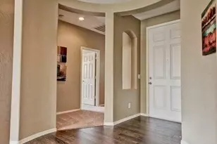 3860 S Ashley Dr, Chandler, AZ 85286 - Photo 8