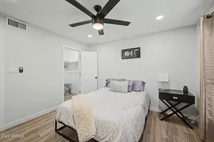 2625 E Indian School Rd, Phoenix, AZ 85016 - Photo 16