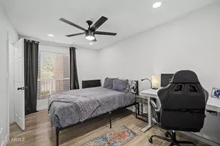 2625 E Indian School Rd, Phoenix, AZ 85016 - Photo 8