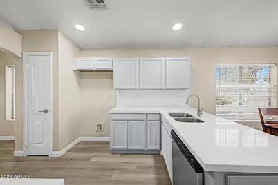 18466 N 5th Avenue, Phoenix, AZ 85023 - Photo 14