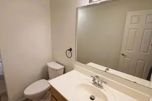 3816 S 74th Dr, Phoenix, AZ 85043 - Photo 14