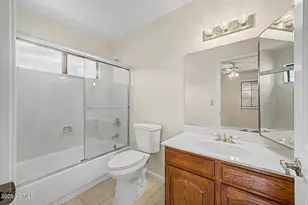 15643 N 50th St, Scottsdale, AZ 85254 - Photo 2