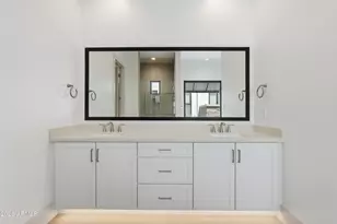 2737 E Derringer Ct, Gilbert, AZ 85297 - Photo 32