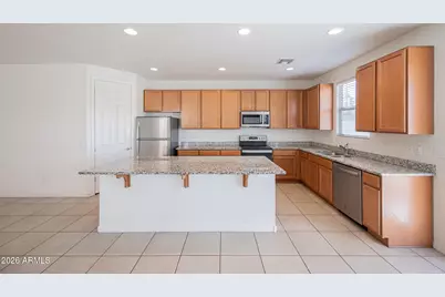 3311 W Donner Drive, Phoenix, AZ 85041 - Photo 8