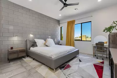 377 E Windsor Avenue #1, Phoenix, AZ 85004 - Photo 8