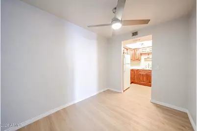 17 E Ruth Avenue #202, Phoenix, AZ 85020 - Photo 8