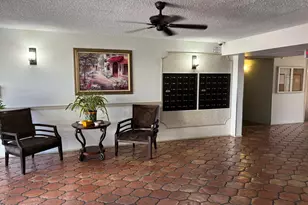 3033 E Devonshire Ave, Phoenix, AZ 85016 - Photo 16