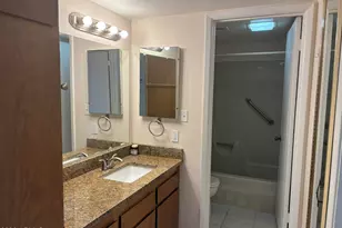 3033 E Devonshire Ave, Phoenix, AZ 85016 - Photo 12