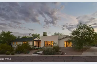 4035 E McDonald Drive, Phoenix, AZ 85018 - Photo 1