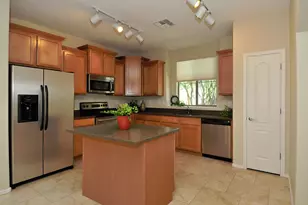 4351 E Selena Dr, Phoenix, AZ 85050 - Photo 10