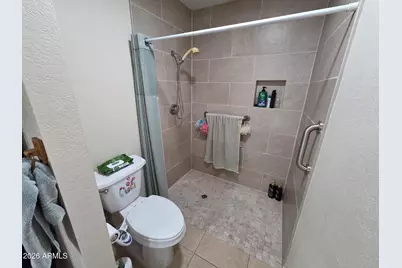 10340 W Hazelwood Avenue, Phoenix, AZ 85037 - Photo 32