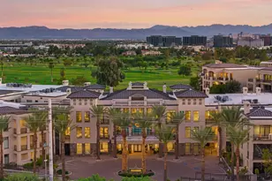 8 Biltmore Estate, Phoenix, AZ 85016 - Photo 1