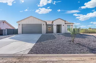 15837 S Bentley Dr, Arizona City, AZ 85123 - Photo 1