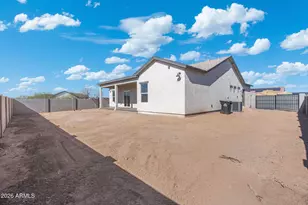 15837 S Bentley Dr, Arizona City, AZ 85123 - Photo 30