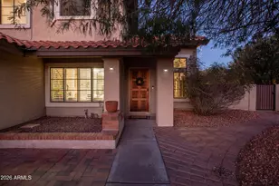3912 E Shannon St, Phoenix, AZ 85044 - Photo 2