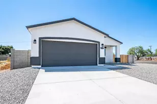 32112 N Palo Verde St, Wittmann, AZ 85361 - Photo 2