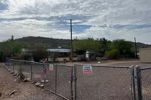 20519 E Emerald Dr, Black Canyon City, AZ 85324 - Photo 8