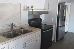 20519 E Emerald Dr, Black Canyon City, AZ 85324 - Photo 4