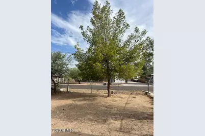 20519 E Emerald Drive, Black Canyon City, AZ 85324 - Photo 20
