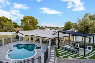 1040 W Encinas St, Gilbert, AZ 85233 - Photo 2
