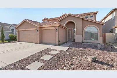 43578 W Cydnee Drive, Maricopa, AZ 85138 - Photo 2